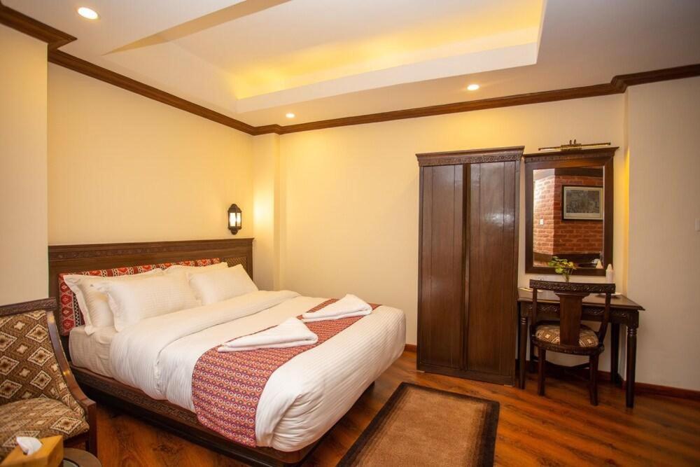 Pashupati Boutique Hotel & Spa Катманду Экстерьер фото