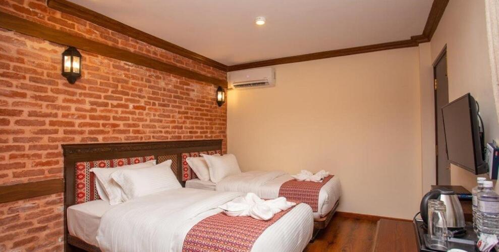 Pashupati Boutique Hotel & Spa Катманду Экстерьер фото